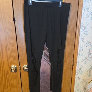 SHEIN Black Curve Leggings With Cut Out Detail